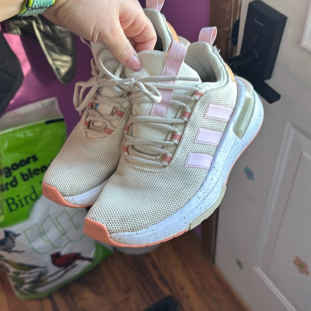 Adidas cloud foam light pink speckles